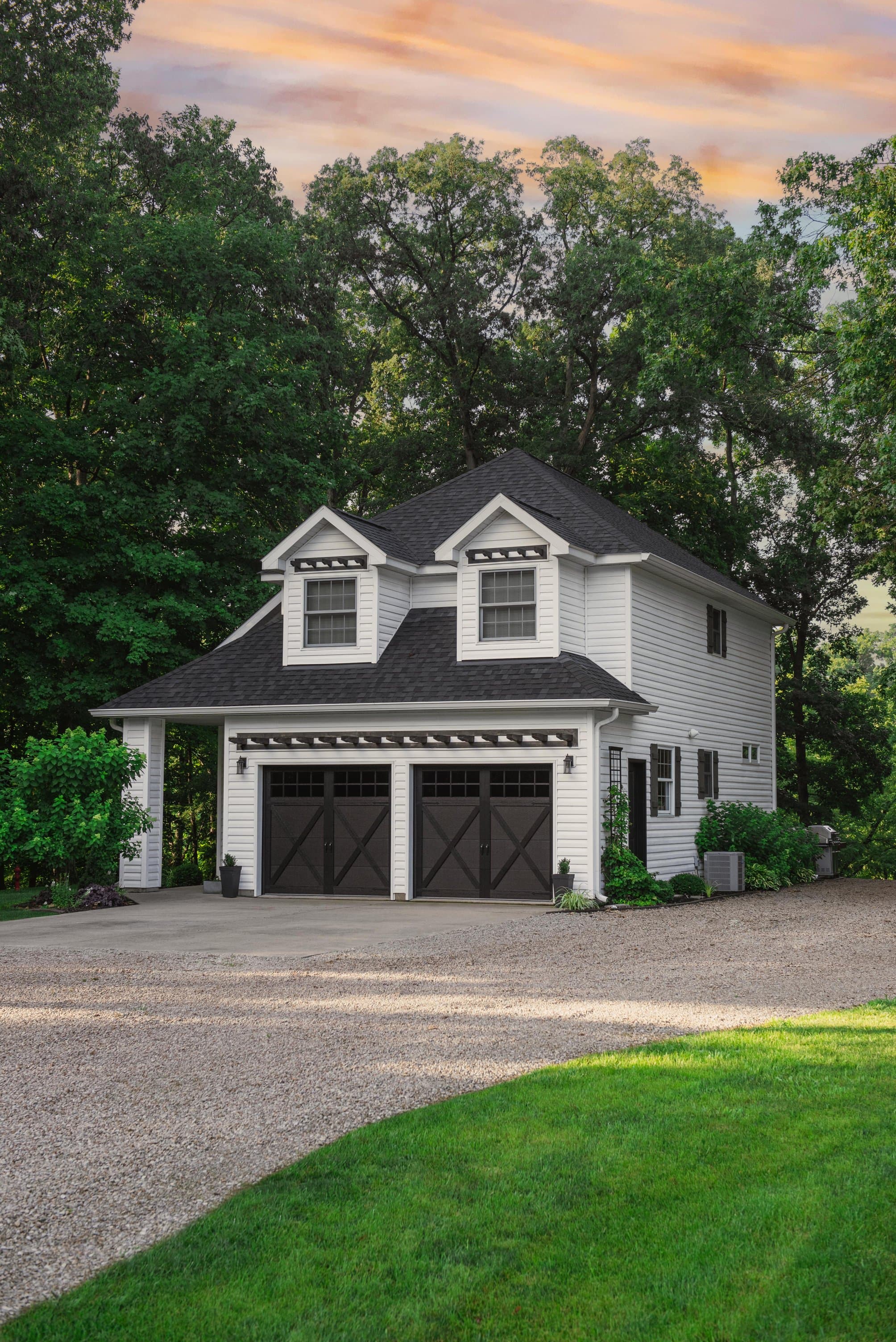 Overlay Carriage House